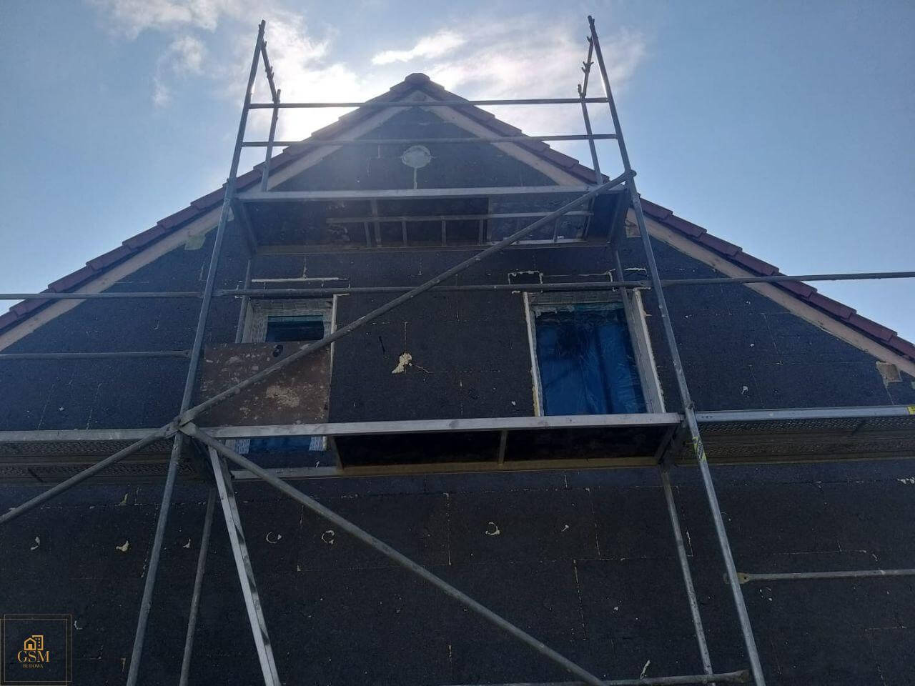 Budynek prywatny, docieplenia i tynki